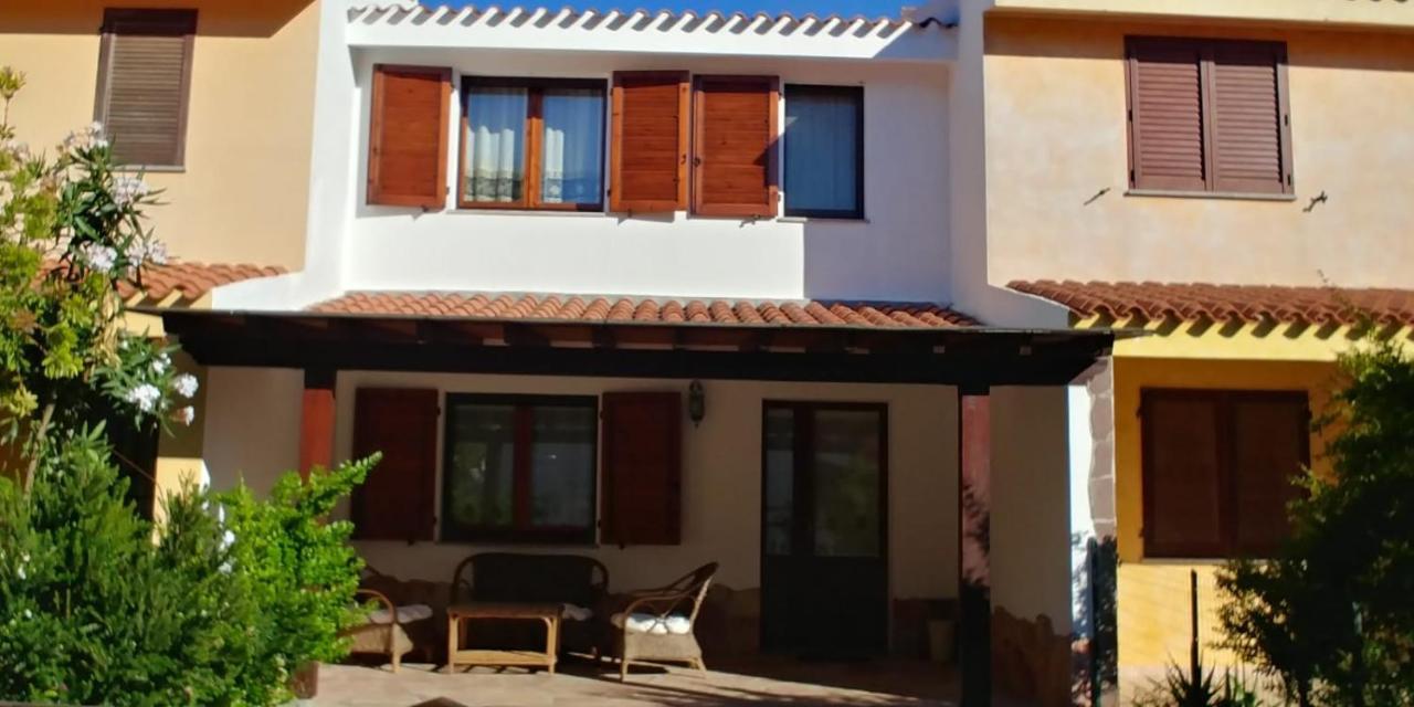 Casa Giovanna Porto Pino Bagian luar foto